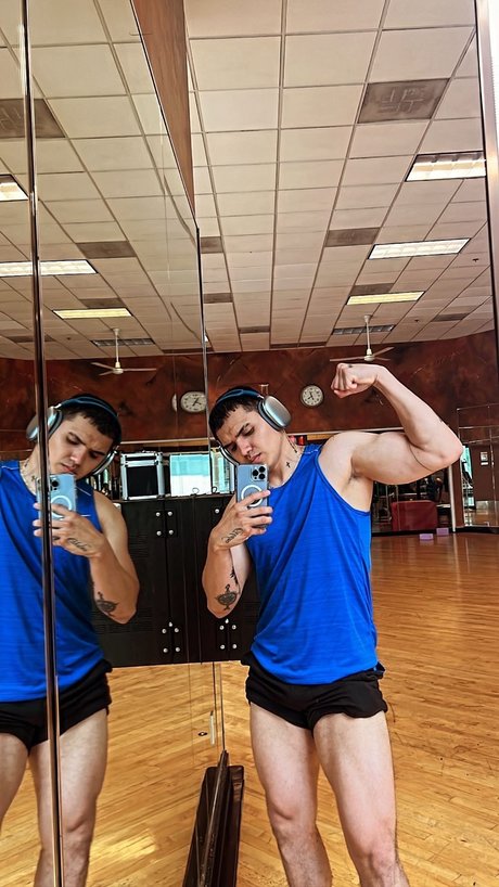 Foto desnuda filtrada de OnlyFans de Elias Portillo