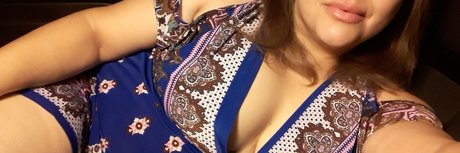 Foto desnuda filtrada de OnlyFans de Fluffy Honey Tina