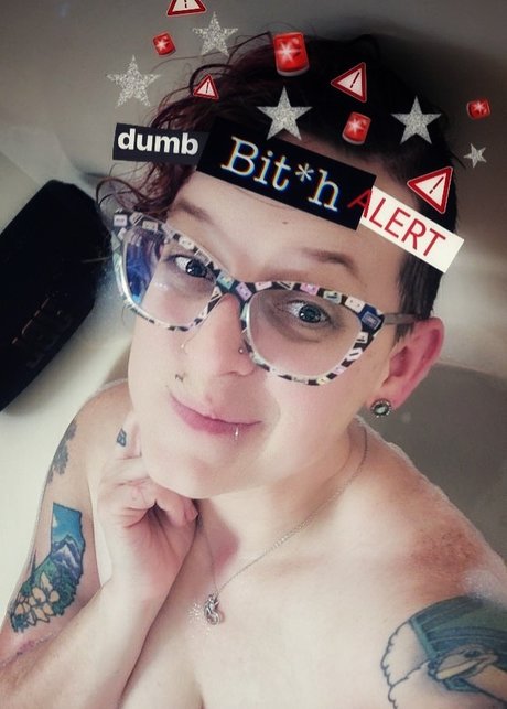 Foto desnuda filtrada de OnlyFans de Dumb Bith Dirty D