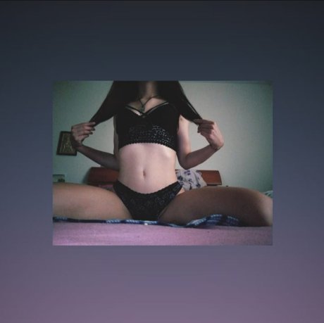 Foto desnuda filtrada de OnlyFans de Helen