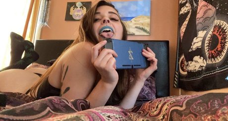 Foto desnuda filtrada de OnlyFans de Spooks 