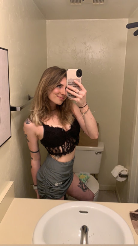 Jenna Kiezer