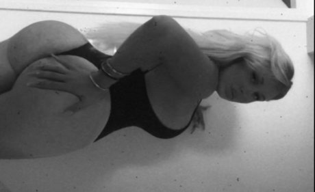 Foto desnuda filtrada de OnlyFans de Jenna