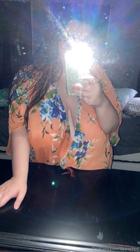 Lilpeachpit