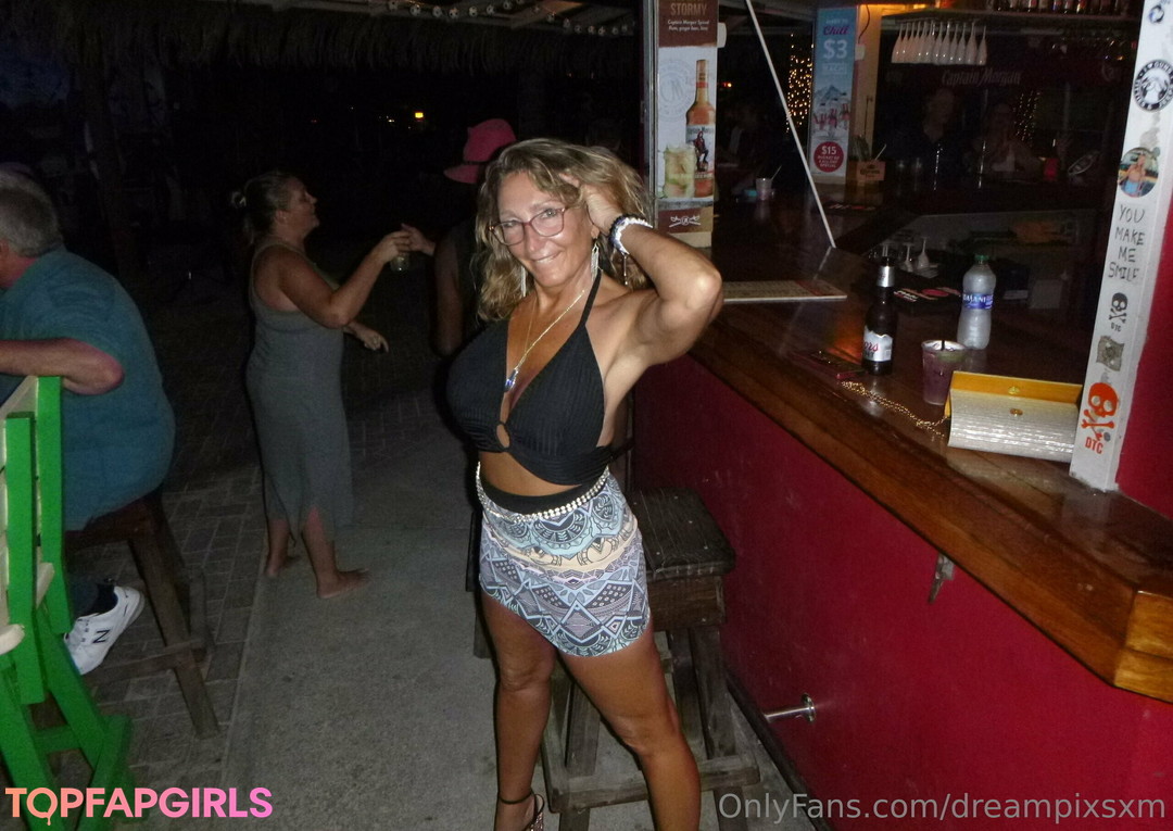 Foto desnuda filtrada de OnlyFans de Dreampixsxm #606 Foto desnuda filtrada de OnlyFans de Dreampixsxm #606