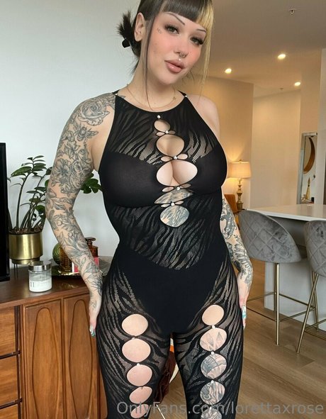 Lorettaxrose