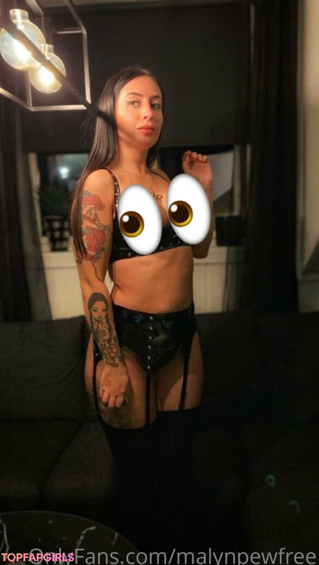 Foto desnuda filtrada de OnlyFans de Malynpewfree #14 Foto desnuda filtrada de OnlyFans de Malynpewfree #14