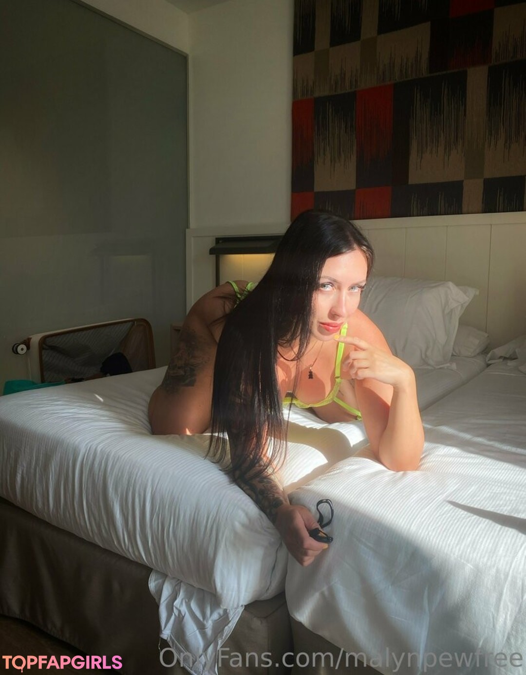 Foto desnuda filtrada de OnlyFans de Malynpewfree #155 Foto desnuda filtrada de OnlyFans de Malynpewfree #155