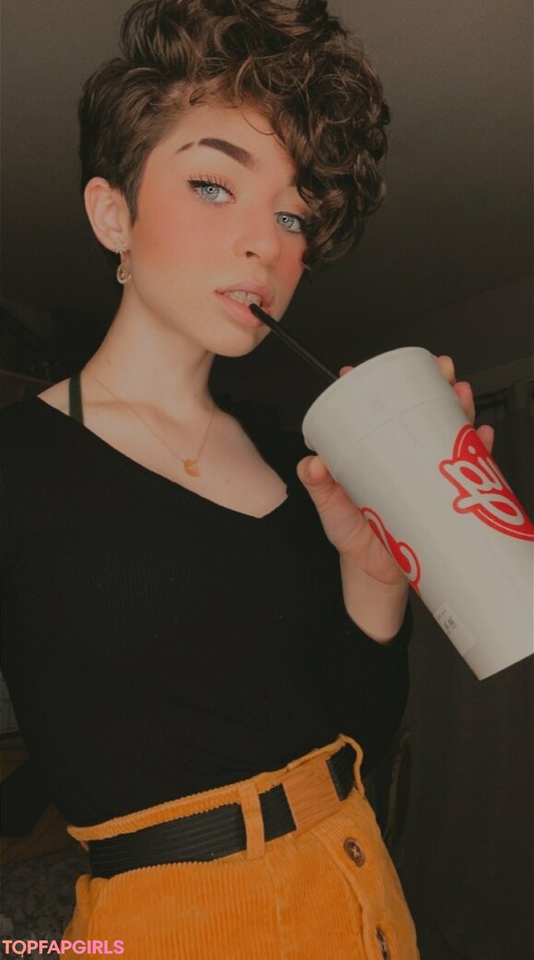 Foto desnuda filtrada de OnlyFans de Gracefuladdison #88 Foto desnuda filtrada de OnlyFans de Gracefuladdison #88