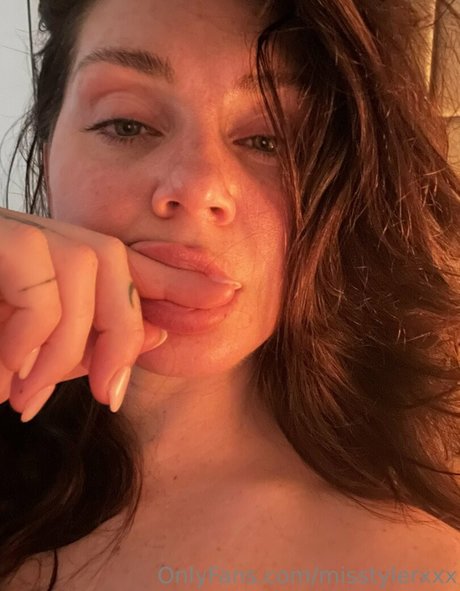 Foto desnuda filtrada de OnlyFans de Misstylerxxx