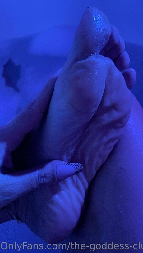 Foto desnuda filtrada de OnlyFans de Thegoddesscluefree