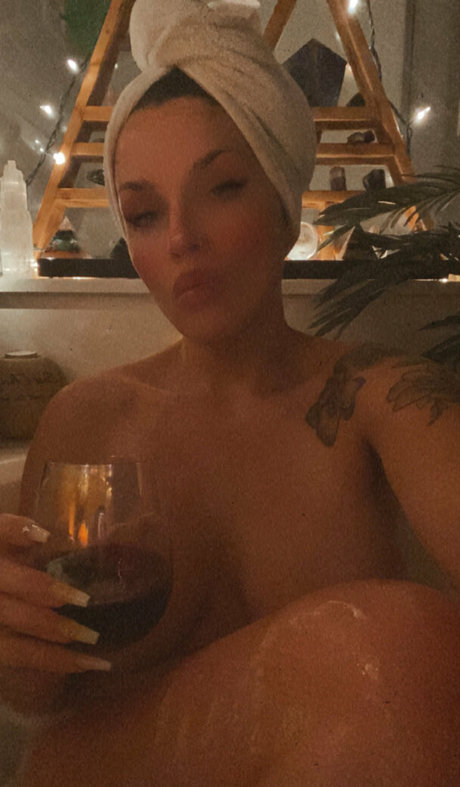 Foto desnuda filtrada de OnlyFans de hdexperience
