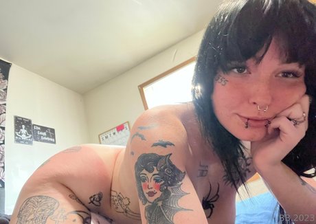Foto desnuda filtrada de OnlyFans de Yourhotmlf