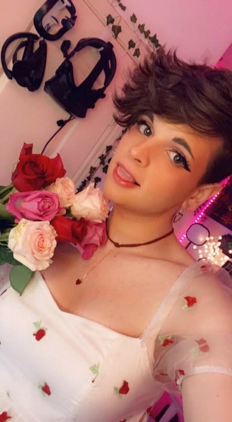 Its_peachybunnn