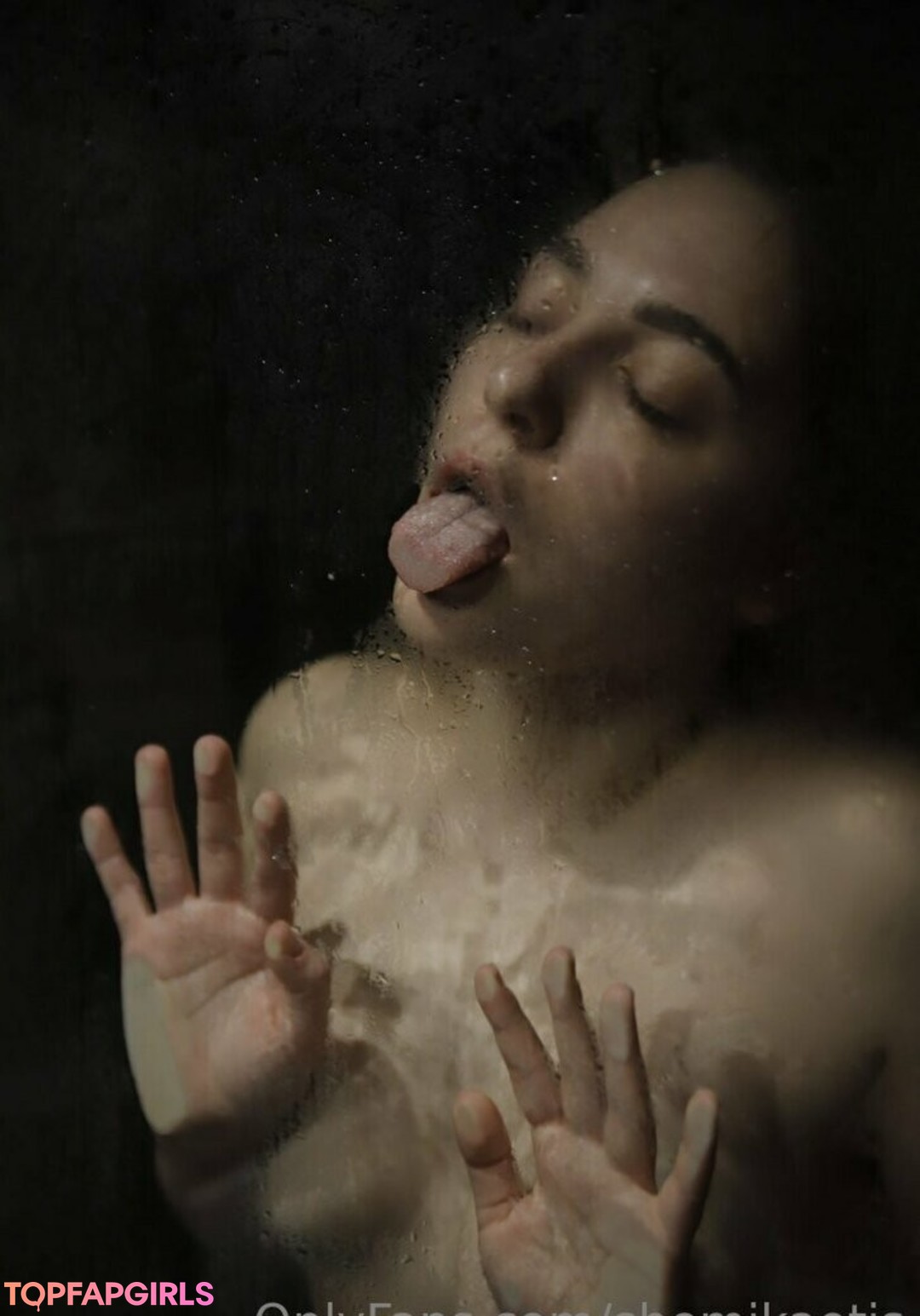 Foto desnuda filtrada de OnlyFans de Shemikaotis #59 Foto desnuda filtrada de OnlyFans de Shemikaotis #59