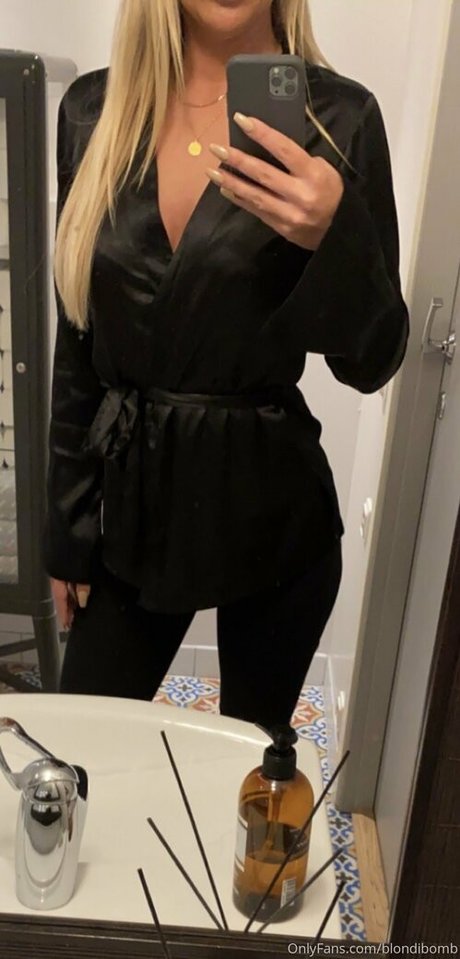 Blondibomb