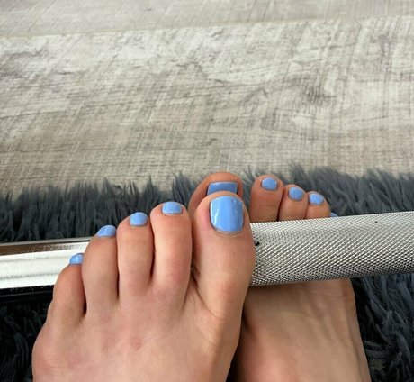 Foto desnuda filtrada de OnlyFans de Cutefeetyfeet