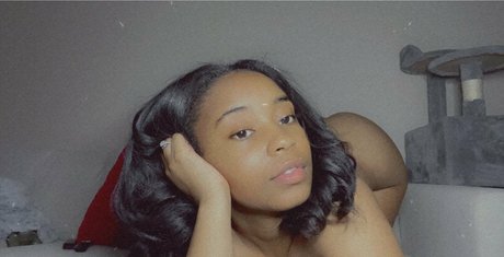 Foto desnuda filtrada de OnlyFans de Tyraspanks