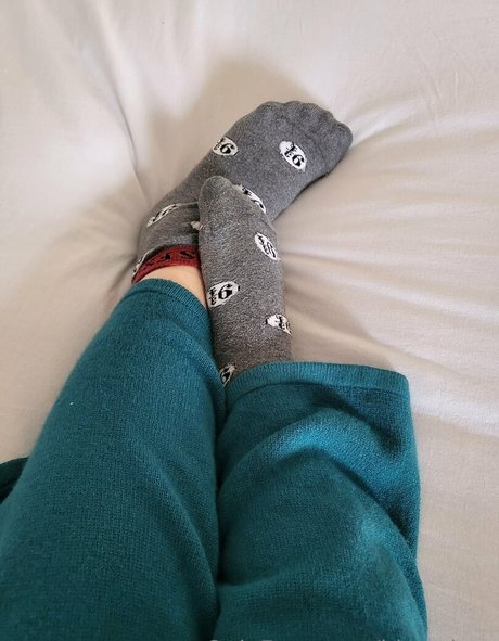himaricutefeet