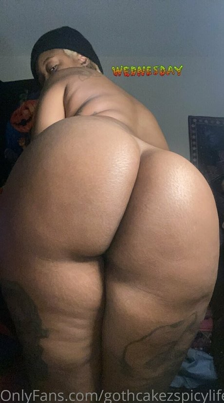 Foto desnuda filtrada de OnlyFans de Gothcakezspicylife