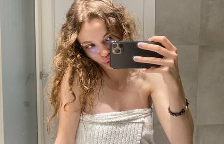 Molllyy