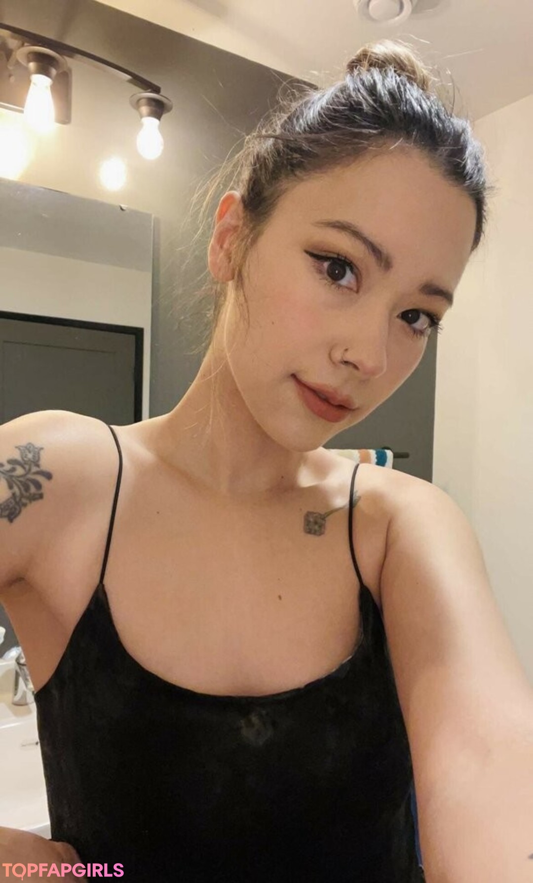 Foto desnuda filtrada de OnlyFans de Laceyisanerd #114 Foto desnuda filtrada de OnlyFans de Laceyisanerd #114