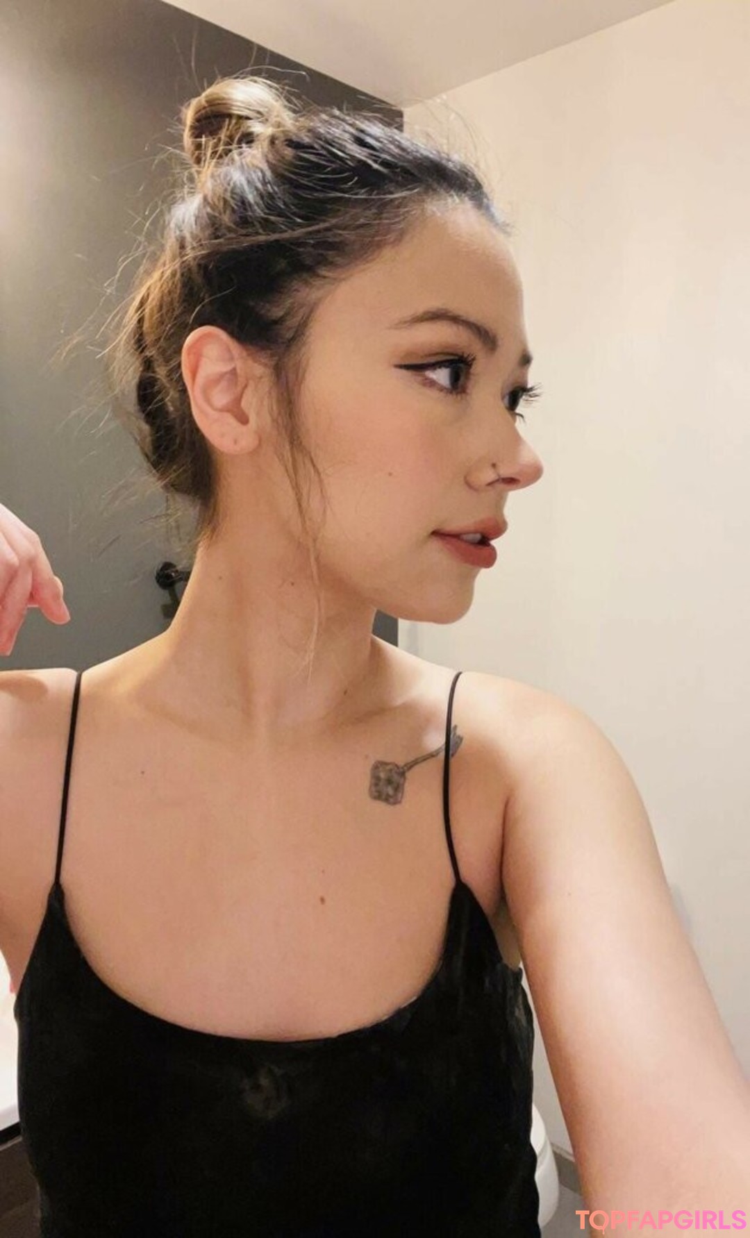 Foto desnuda filtrada de OnlyFans de Laceyisanerd #115 Foto desnuda filtrada de OnlyFans de Laceyisanerd #115