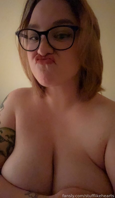 Foto desnuda filtrada de OnlyFans de Stufflikehearts