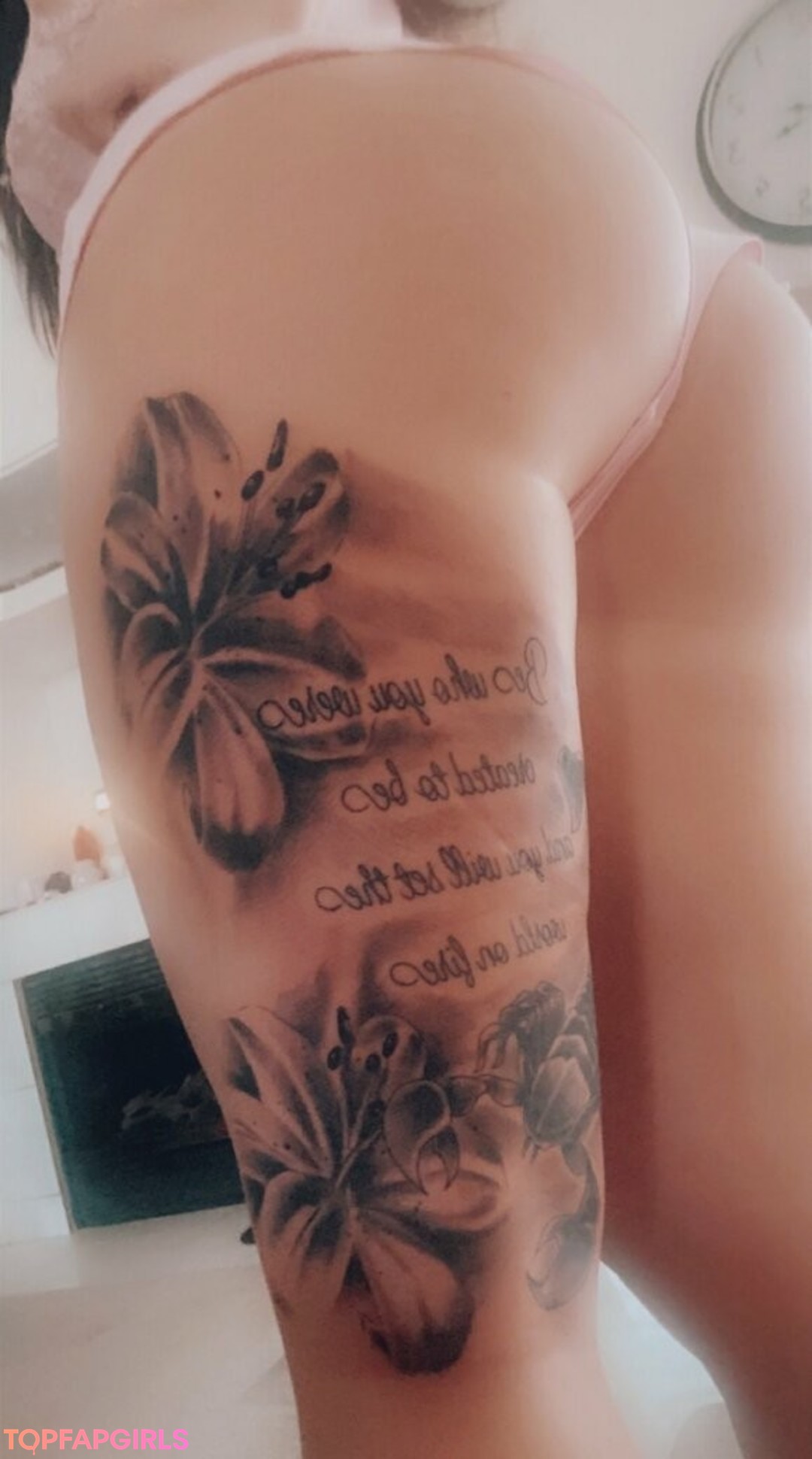 Foto desnuda filtrada de OnlyFans de Savanahroses #57 Foto desnuda filtrada de OnlyFans de Savanahroses #57