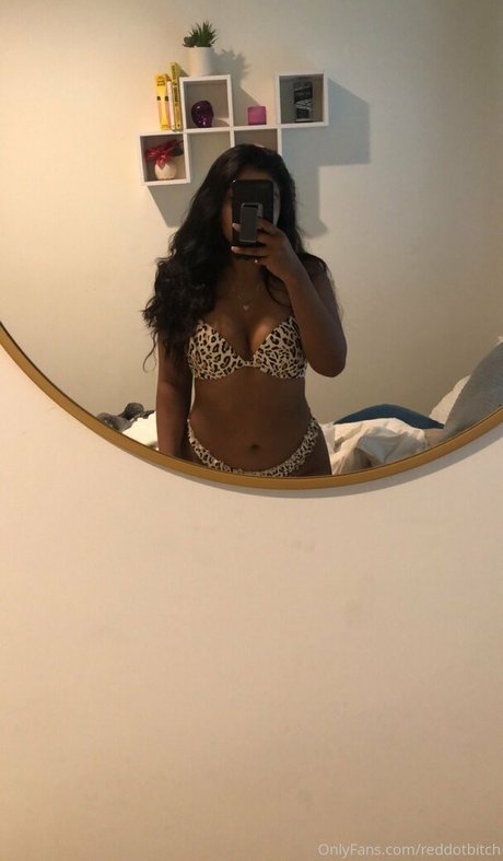 Foto desnuda filtrada de OnlyFans de Reddotbitch