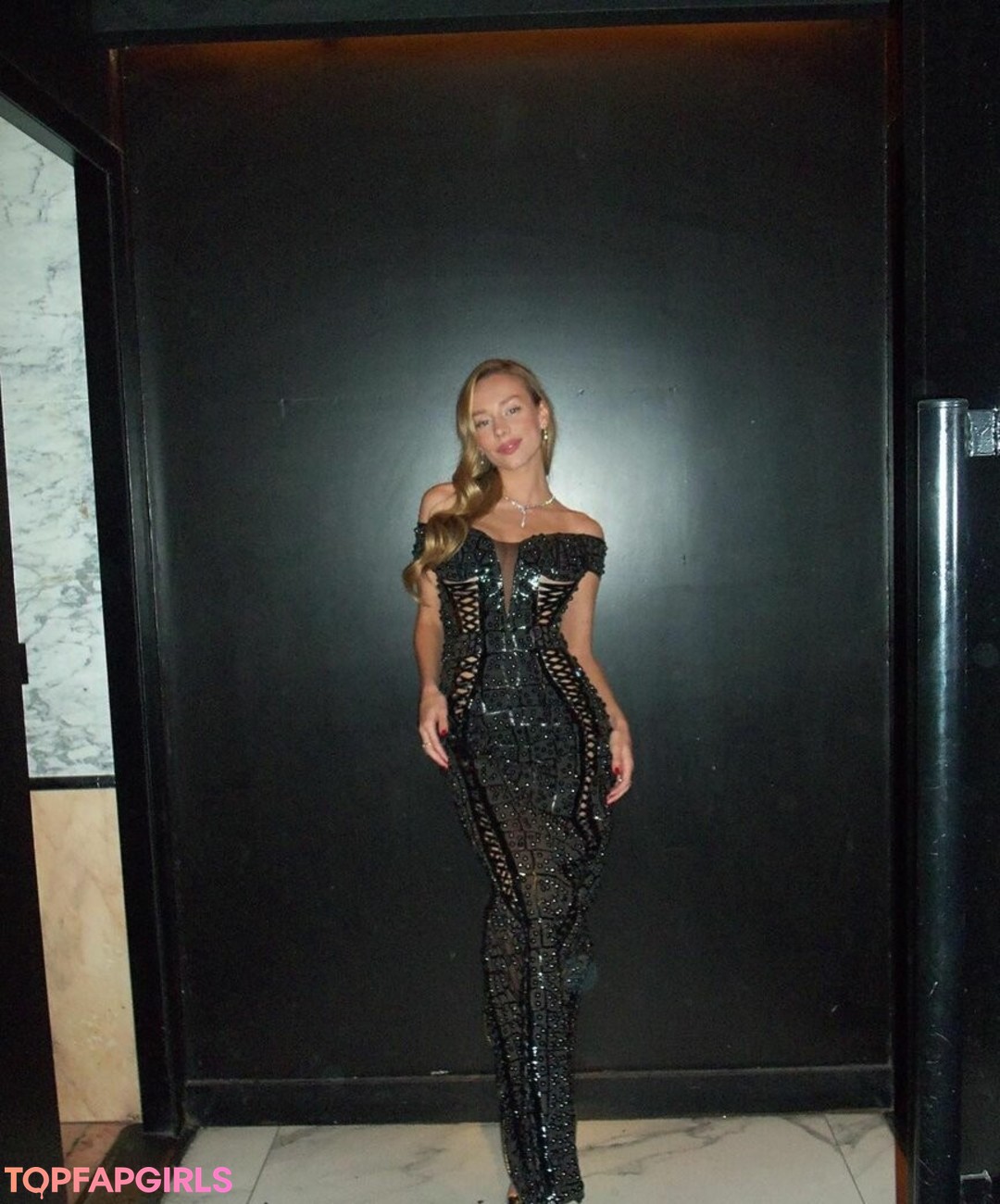 Foto desnuda filtrada de OnlyFans de Ester Exposito #166 Foto desnuda filtrada de OnlyFans de Ester Exposito #166