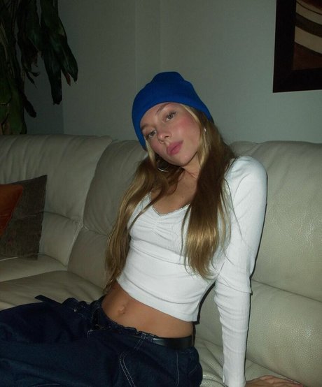 Ester Exposito