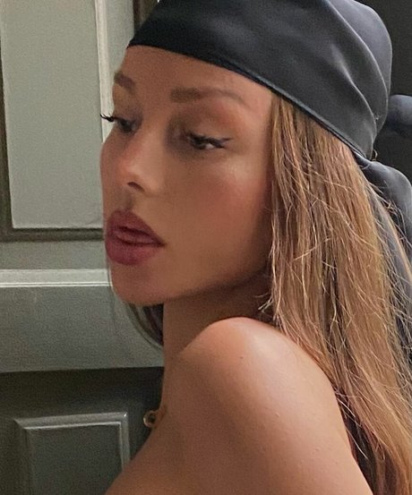 Ester Exposito