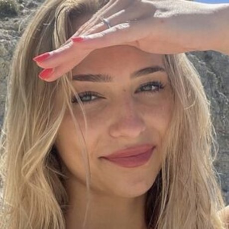 Foto desnuda filtrada de OnlyFans de Delfine Stal