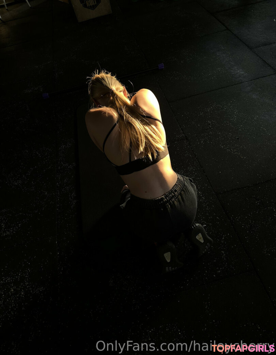 Foto desnuda filtrada de OnlyFans de Haileycherry #57 Foto desnuda filtrada de OnlyFans de Haileycherry #57