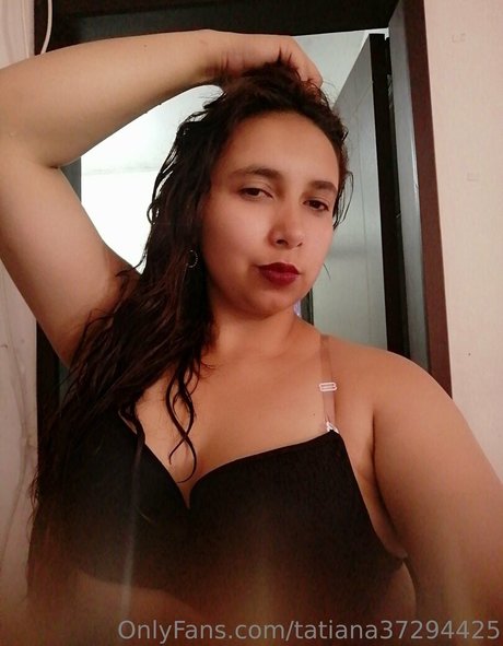 Foto desnuda filtrada de OnlyFans de Tatarica