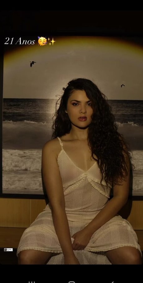 Livia Inhudes