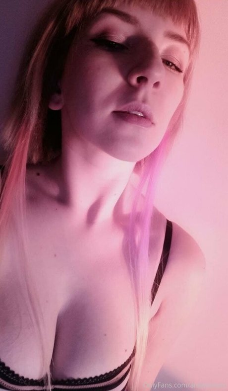 Foto desnuda filtrada de OnlyFans de Anitanelson