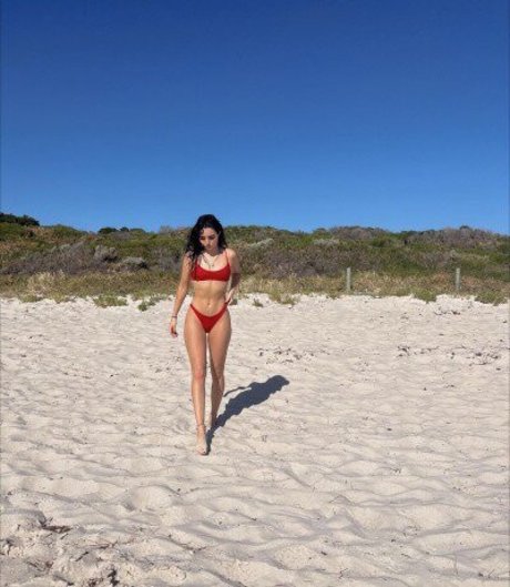 Foto desnuda filtrada de OnlyFans de Indiana Massara