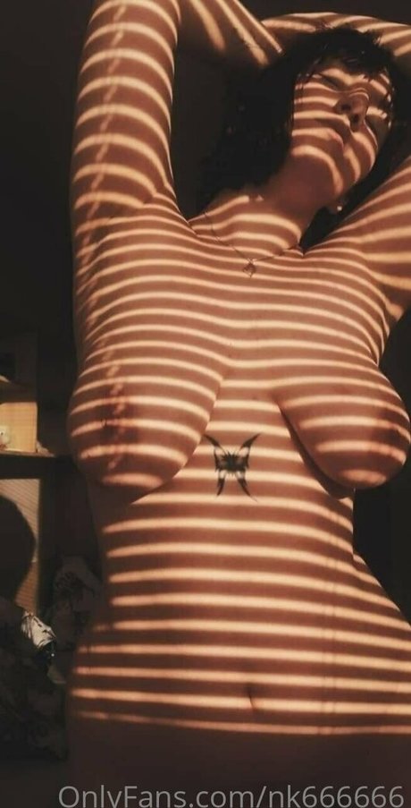 Foto desnuda filtrada de OnlyFans de Nk666666