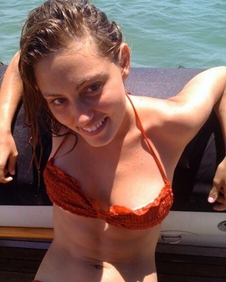 Phoebe Tonkin