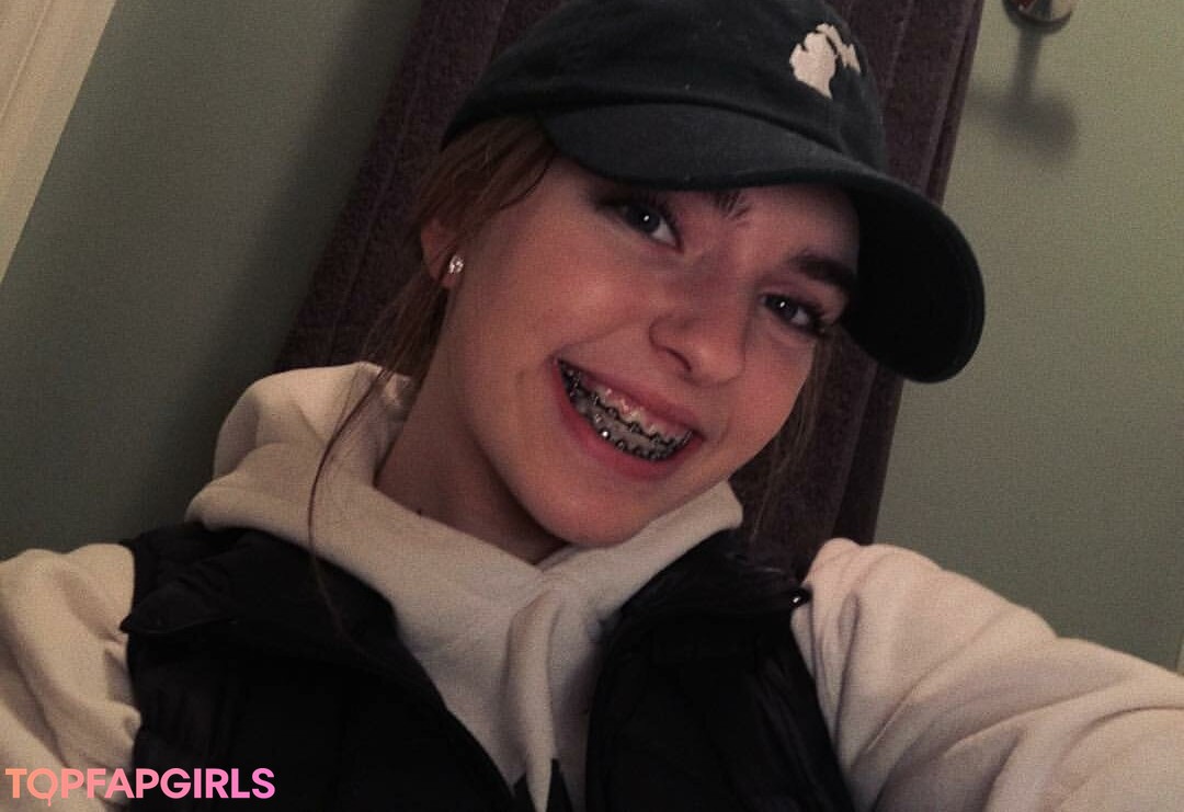 Foto desnuda filtrada de OnlyFans de Sierra Bellingar #419 Foto desnuda filtrada de OnlyFans de Sierra Bellingar #419