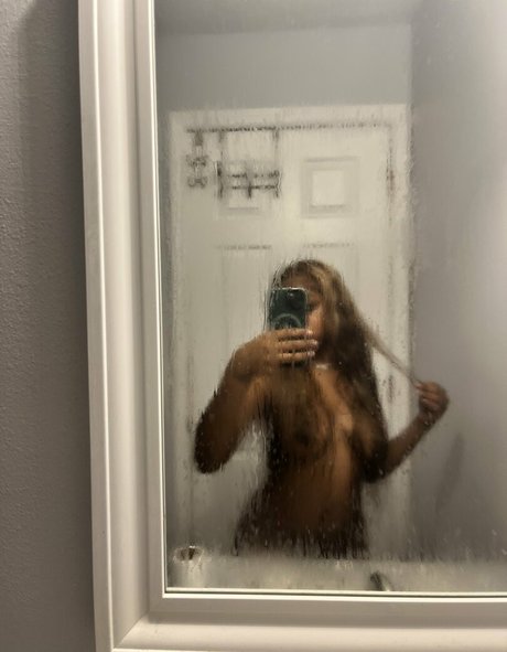 Foto desnuda filtrada de OnlyFans de Thatbrxt00