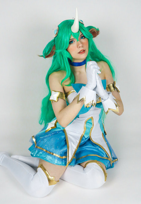 Meggii Cosplay