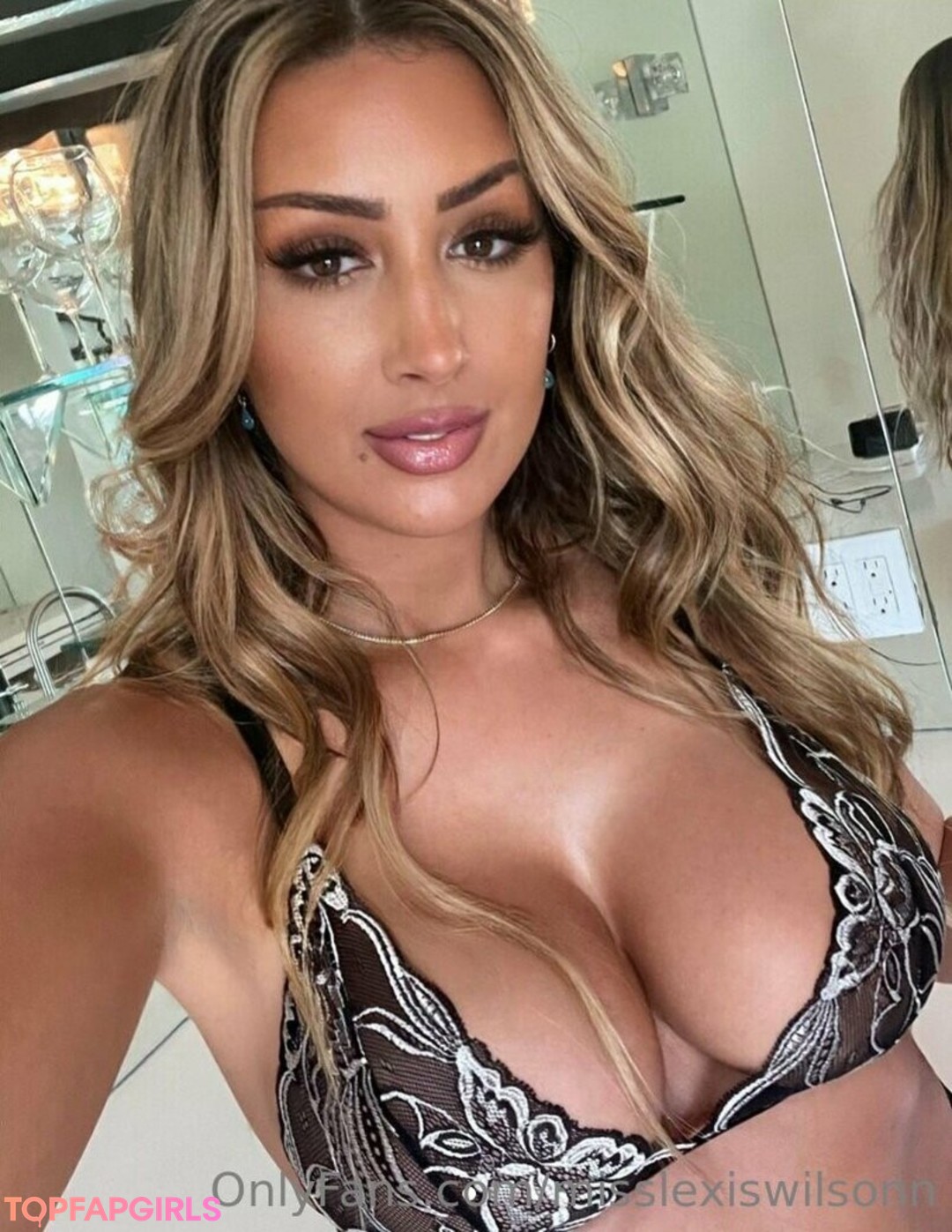 Foto desnuda filtrada de OnlyFans de Misslexiswilsonn #81 Foto desnuda filtrada de OnlyFans de Misslexiswilsonn #81