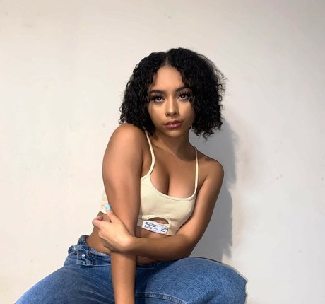 Alix Lapri