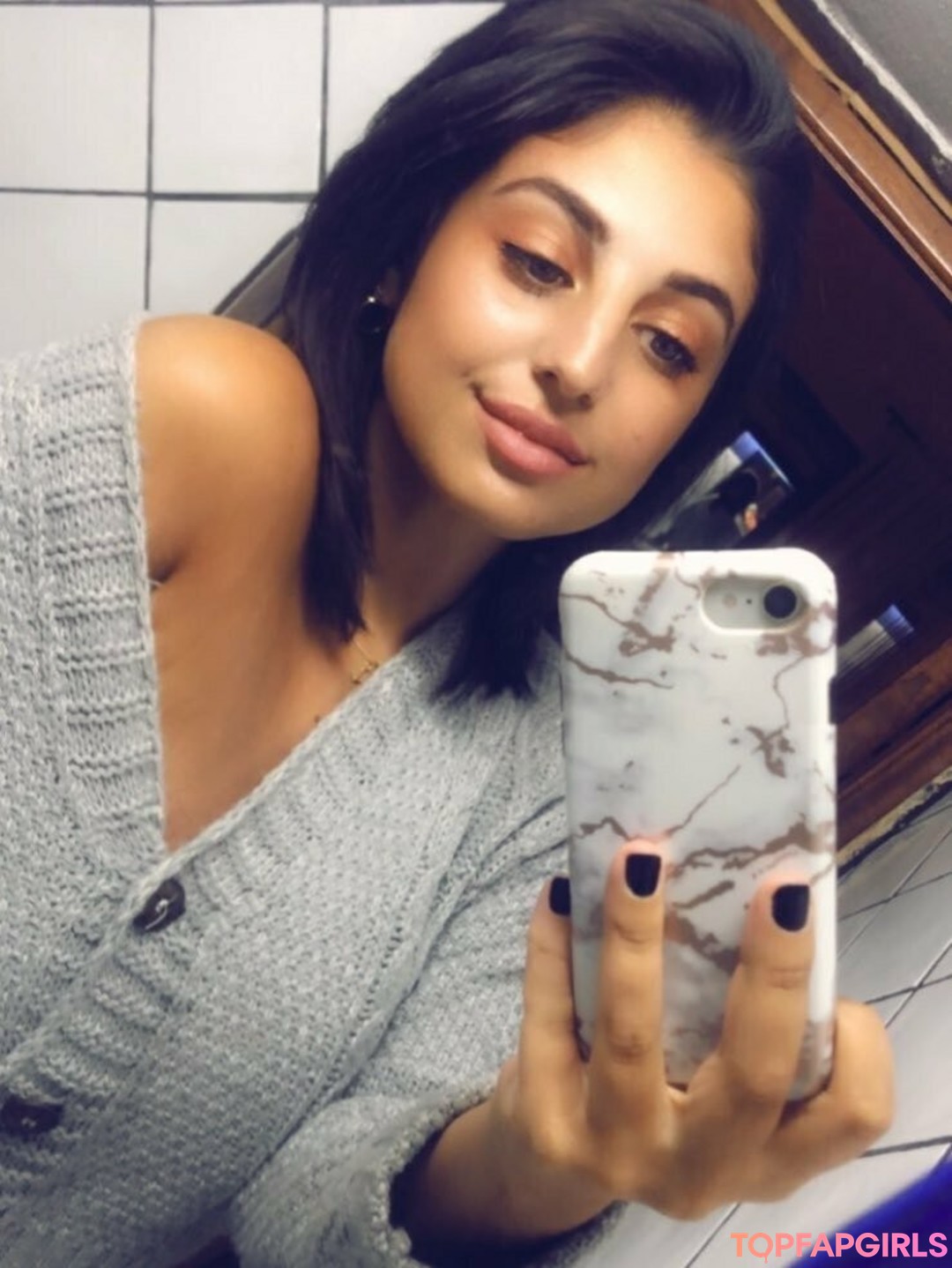 Foto desnuda filtrada de OnlyFans de Queenmimifree #20 Foto desnuda filtrada de OnlyFans de Queenmimifree #20