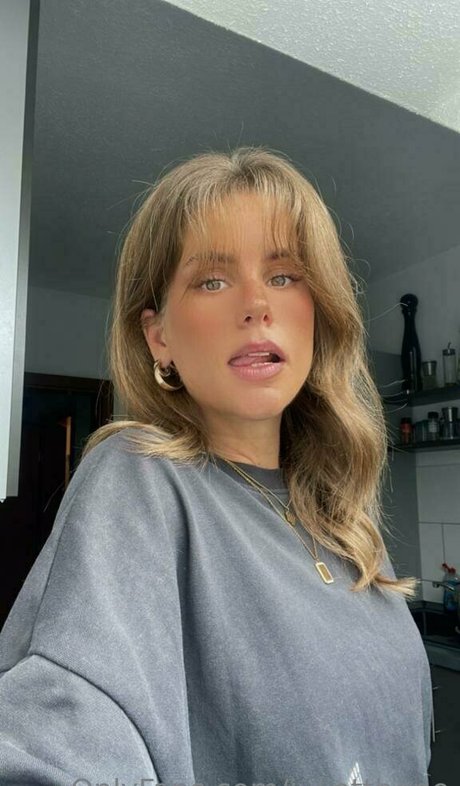 Foto desnuda filtrada de OnlyFans de Julietthope