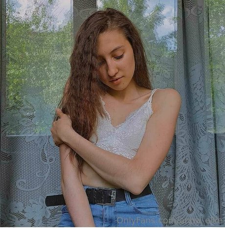 Anna_ellie