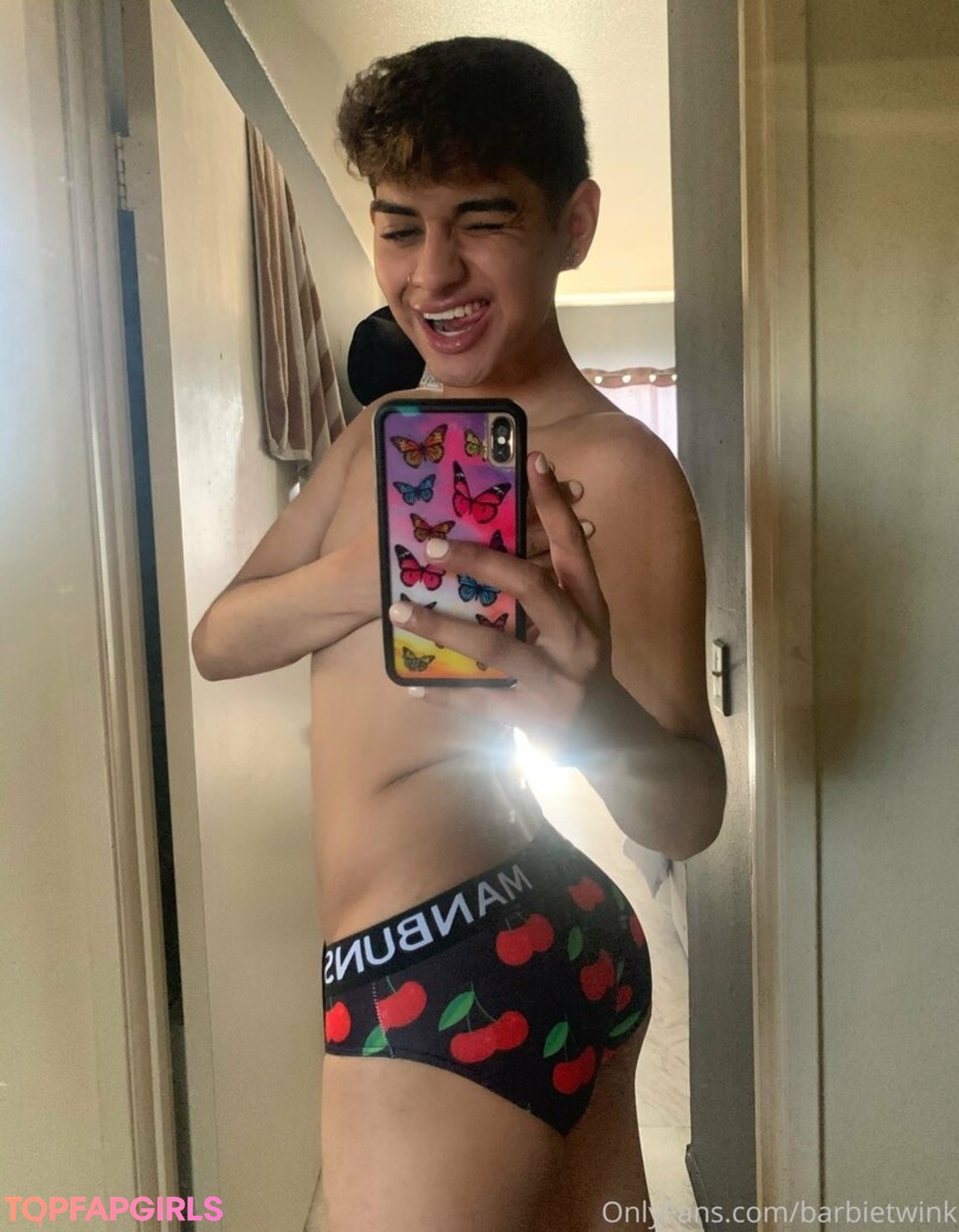 Foto desnuda filtrada de OnlyFans de Thebarbieetwink #31 Foto desnuda filtrada de OnlyFans de Thebarbieetwink #31